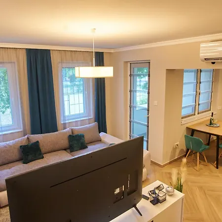 Sunlight Silver Apartment *